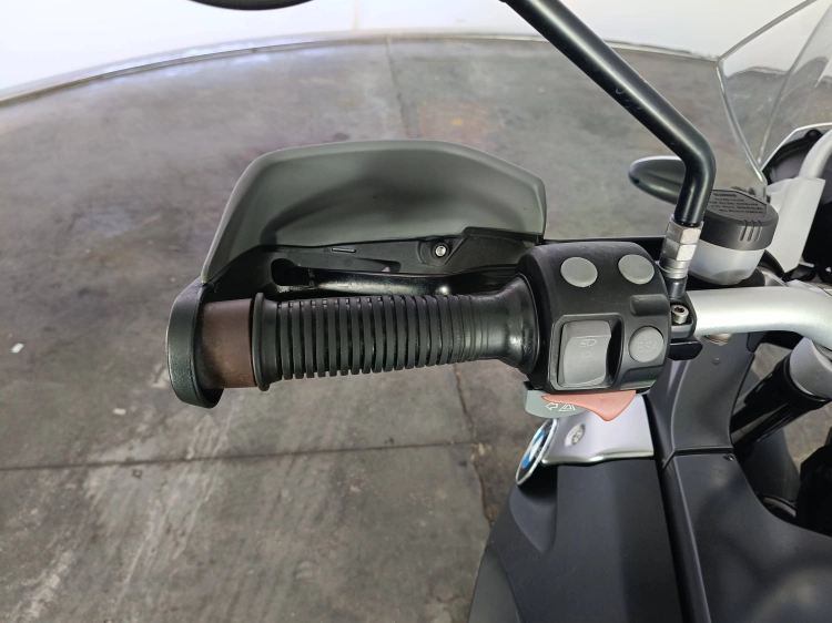 7 - BMW Motorrad GS R 1200 GS Abs