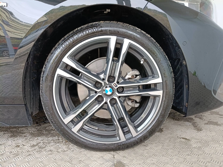 15 - BMW Serie 1 118d Msport auto