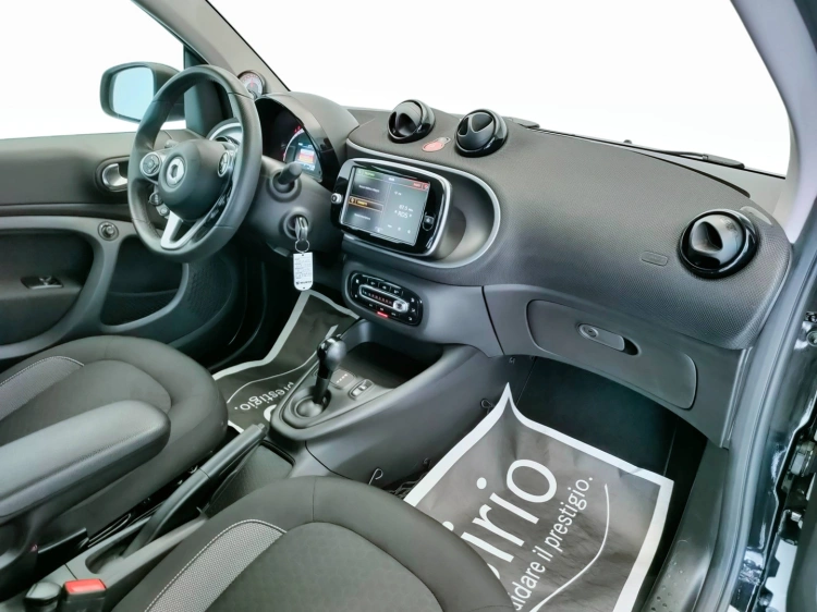 9 - smart fortwo Fortwo Cabrio eq Pulse 22kW