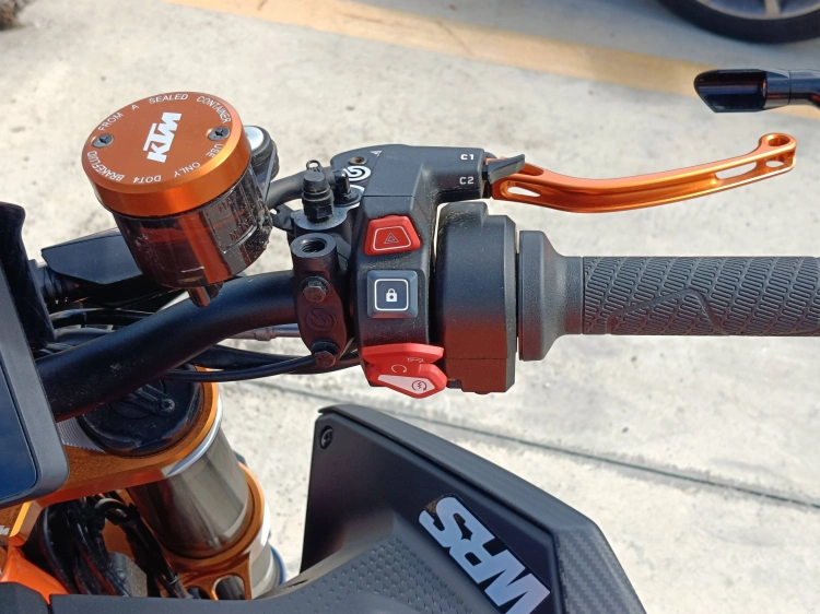 9 - Ktm Duke 1390 Super Duke R EVO Abs my24