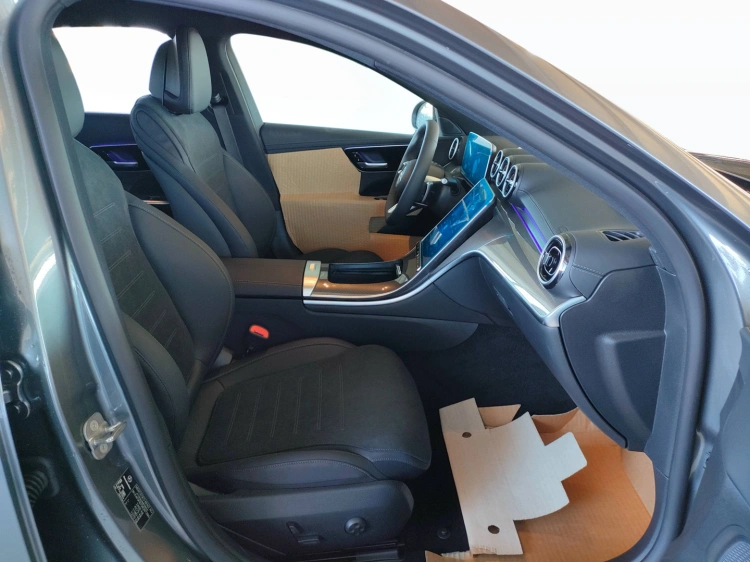 14 - Mercedes-Benz Classe C 220 d 4MATIC