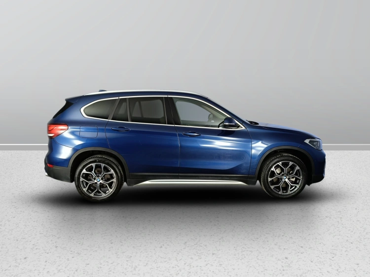 3 - BMW X1 X1 sdrive18d xLine Plus auto