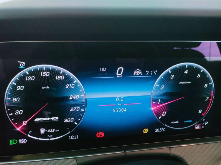 17 - Mercedes AMG GT AMG GT Coupé 4 43 mhev 4MATIC+