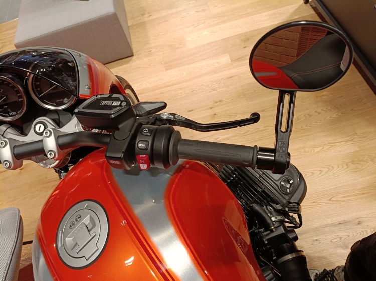 5 - BMW Motorrad NineT R 12 NINET