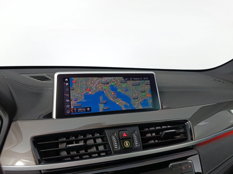 13 - BMW X1 X1 xdrive18d xLine auto my18