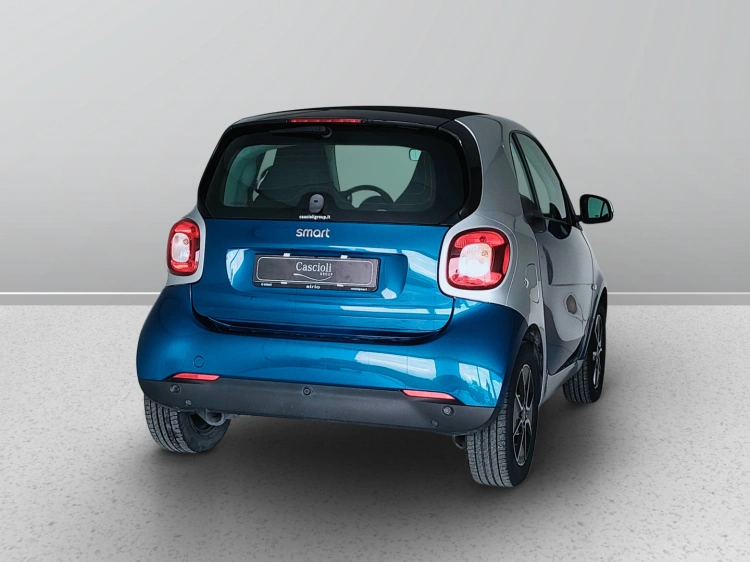 6 - smart fortwo Fortwo eq Passion 4,6kW