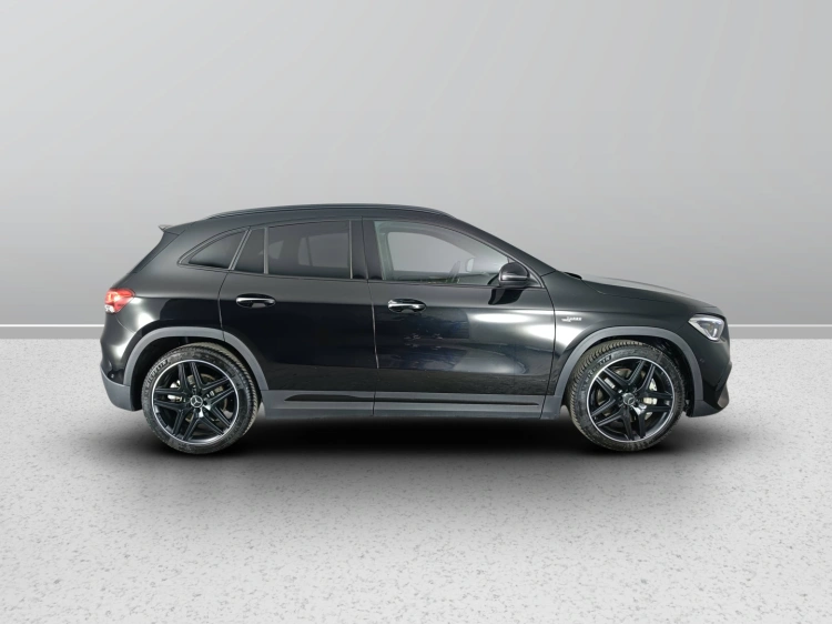 3 - Mercedes AMG GLA GLA AMG 35 4matic auto