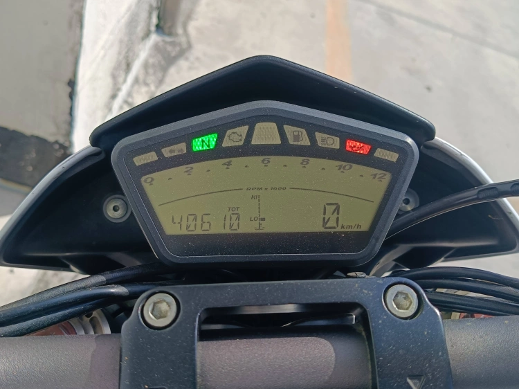 6 - Ducati Hypermotard Hypermotard 1100 Evo SP