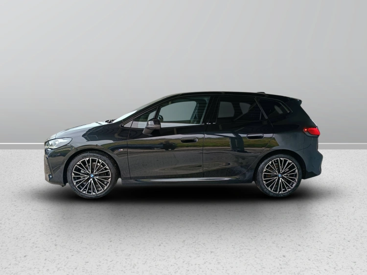 6 - BMW Serie 2 218d Active Tourer Msport auto