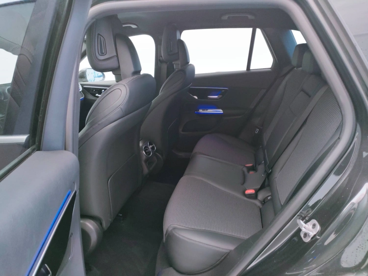 11 - Mercedes-Benz GLC 220 d Advanced Plus 4matic auto