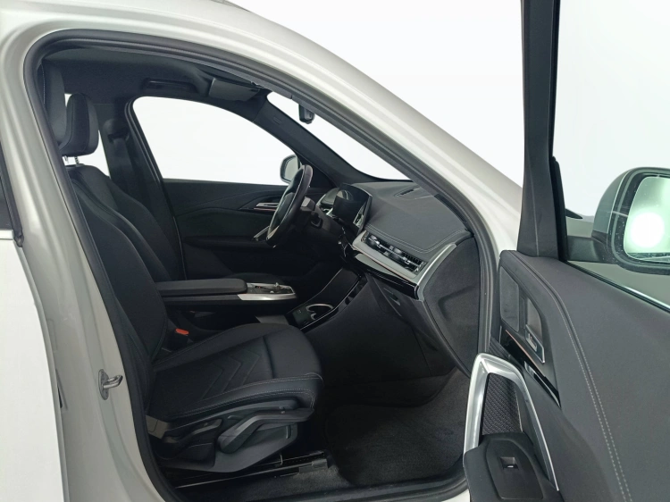 11 - BMW X1 X-LINE PLUS