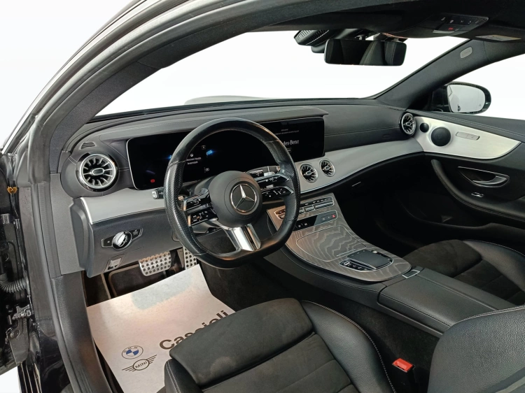 7 - Mercedes-Benz Classe E Coupe 220 d Premium Plus 4matic auto my20