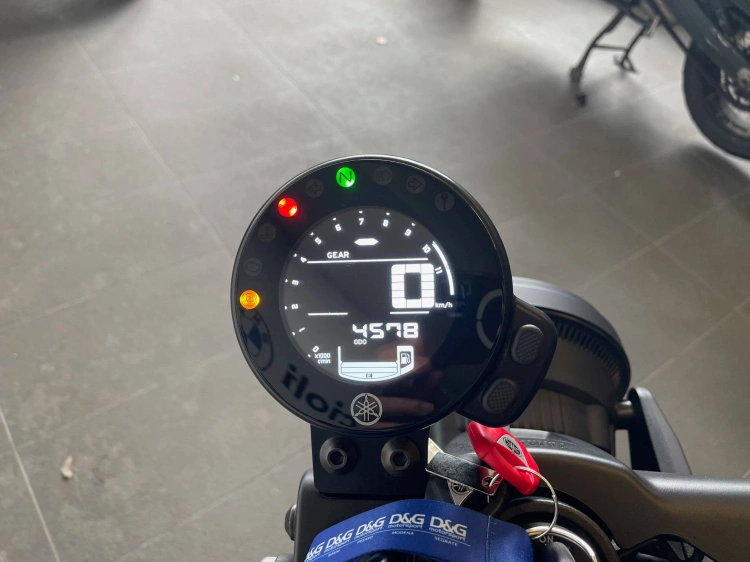 6 - Yamaha XSR XSR 700 Abs my22