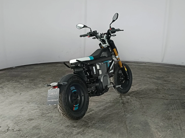 3 - BMW Motorrad C SCOOTER CE 02 AM