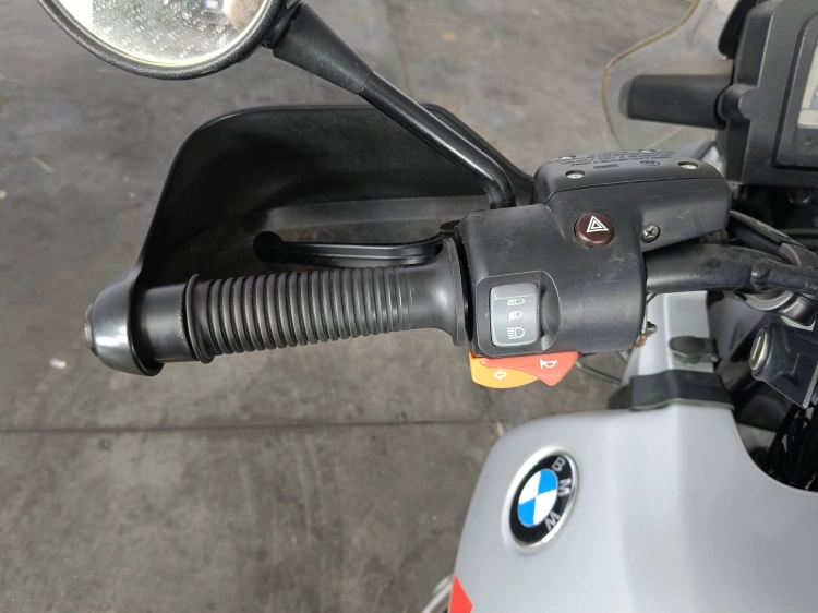 6 - BMW Motorrad GS R 1150 GS