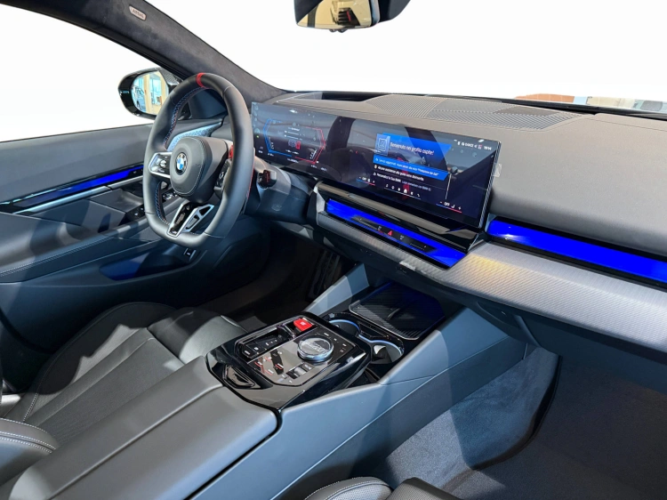 23 - BMW M M5 M5 Touring