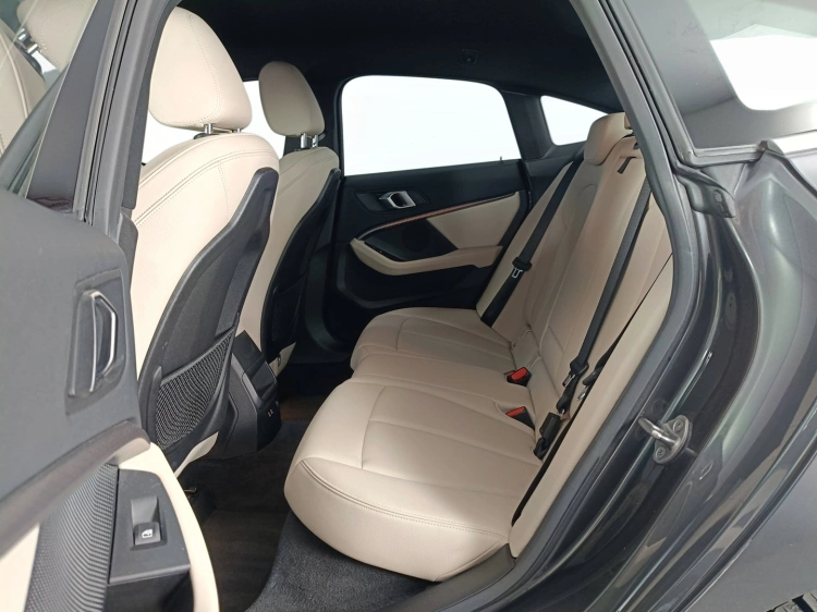 9 - BMW Serie 2 218d Gran Coupe Msport auto