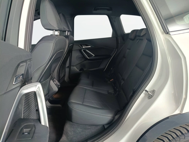 9 - BMW X1 X-LINE PLUS