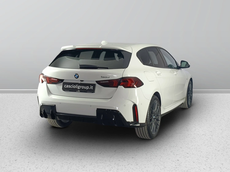 4 - BMW Serie 1 120d 48V MSport Pro auto