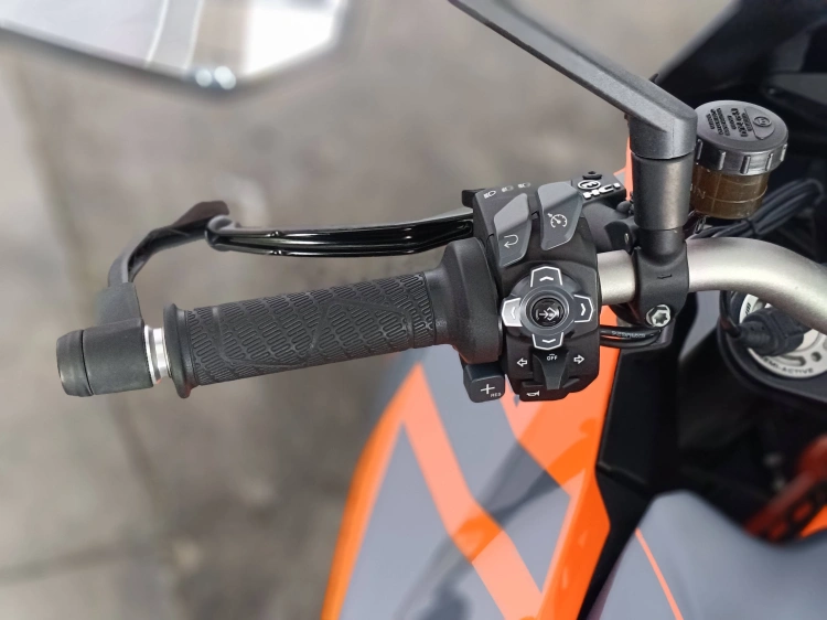 9 - Ktm Duke 1290 Super Duke GT my22