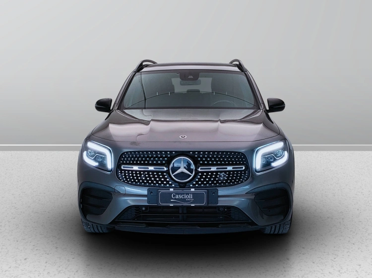 2 - Mercedes-Benz GLB 200 d Premium 4matic auto