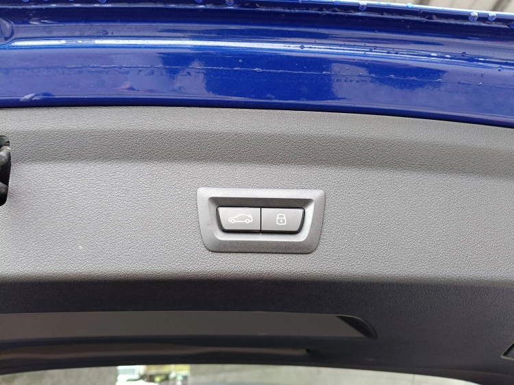 16 - BMW Serie 1 118d MSport Pro auto