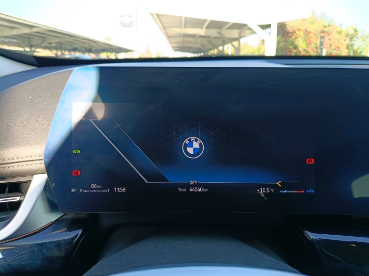 12 - BMW X1 X1 sdrive20i mhev 48V X-Line auto