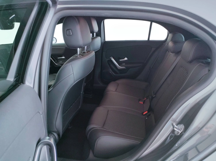 10 - Mercedes-Benz Classe A 180 d Sport Night edition auto