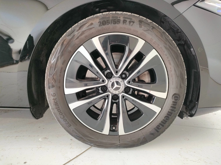 8 - Mercedes-Benz Classe A 180 d Progressive Advanced Plus auto