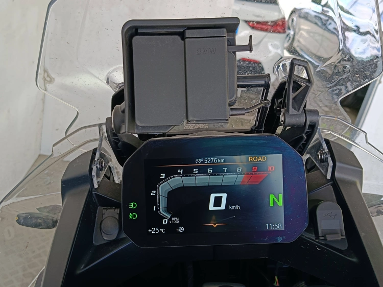 6 - BMW Motorrad GS F 900 GS ADVENTURE