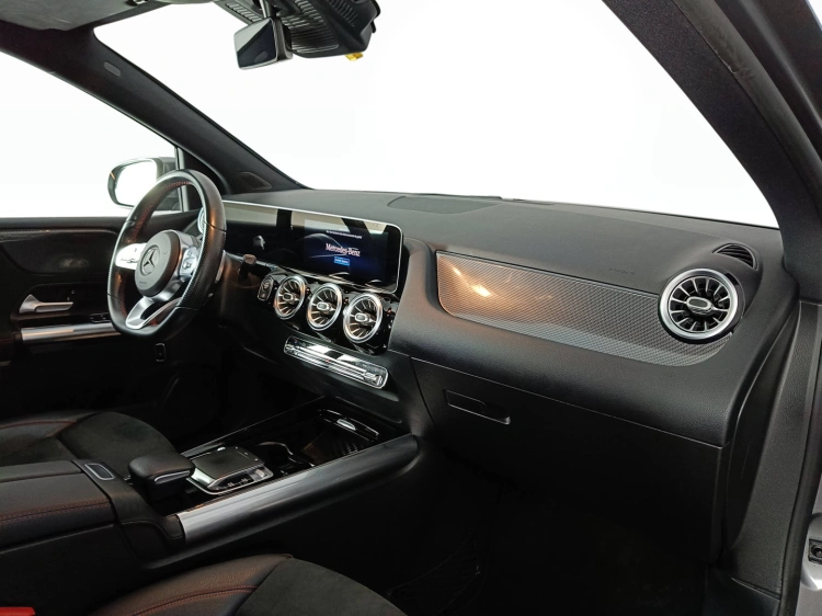 10 - Mercedes-Benz Classe B - W247 2018 - B 180 d Premium auto