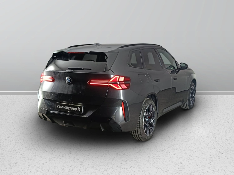 4 - BMW X3 BMW X3 40d xDrive