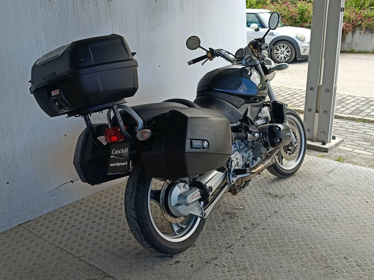 3 - BMW Motorrad R R 850 R