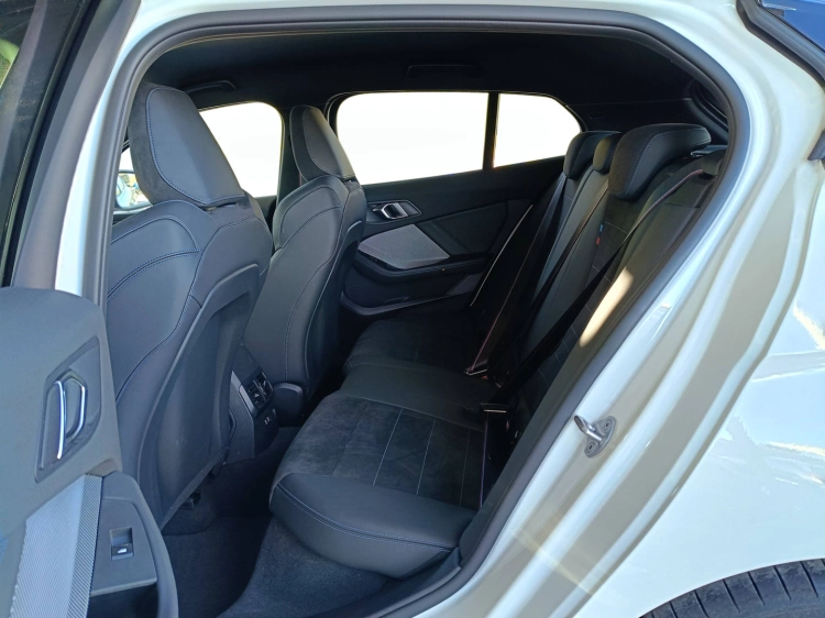 9 - BMW Serie 1 118d MSport Pro auto