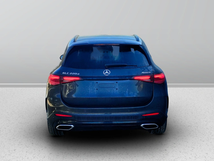 4 - Mercedes-Benz GLC 220 d 4MATIC