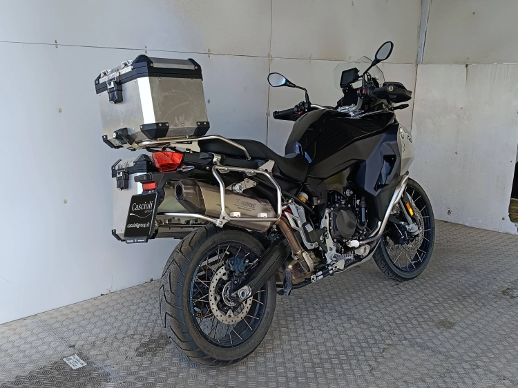 3 - BMW Motorrad GS F 900 GS ADVENTURE