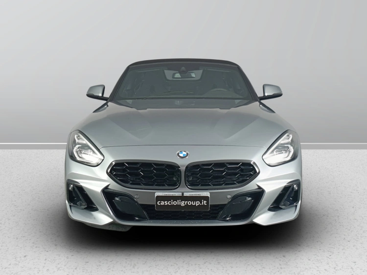 2 - BMW Z4 BMW Z4 sDrive20i