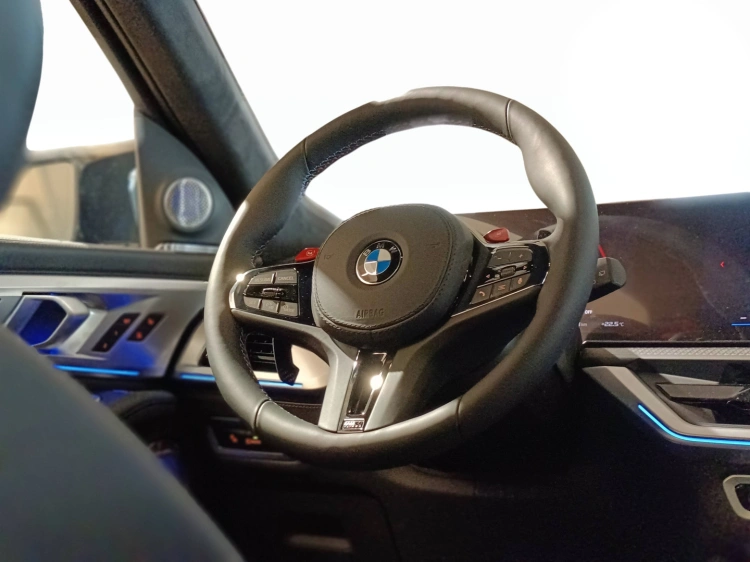 13 - BMW XM BMW XM Label