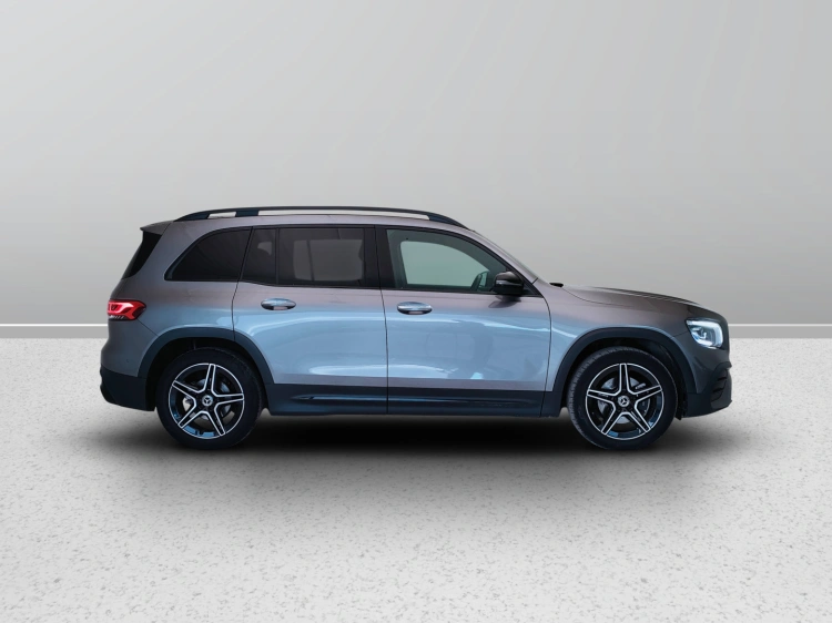 7 - Mercedes-Benz GLB 200 d Premium 4matic auto