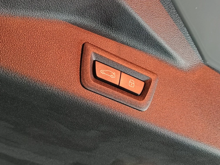 14 - BMW X5 BMW X5 xDrive30d