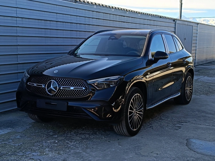 1 - Mercedes-Benz GLC 300 de 4MATIC