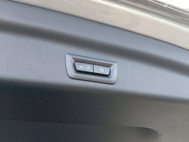 15 - BMW X1 X1 xdrive 25e MSport Pro auto