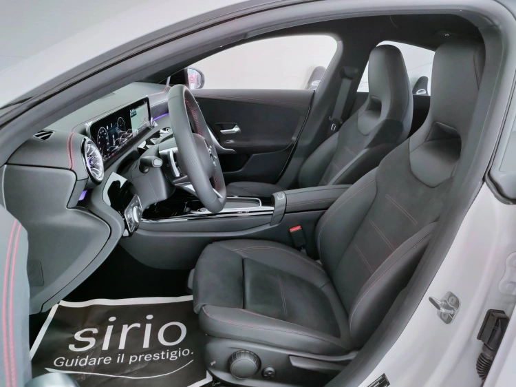 13 - Mercedes-Benz CLA 200 d Automatic Coupe'