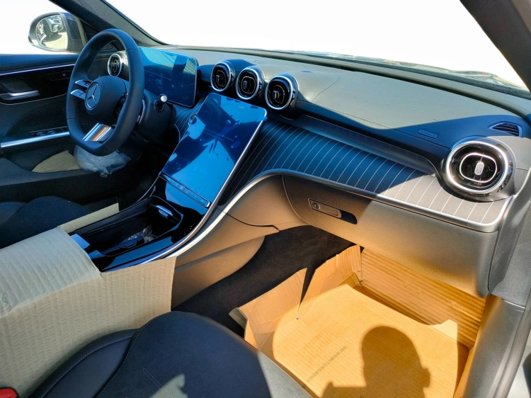 9 - Mercedes-Benz Classe C 220 d 4MATIC