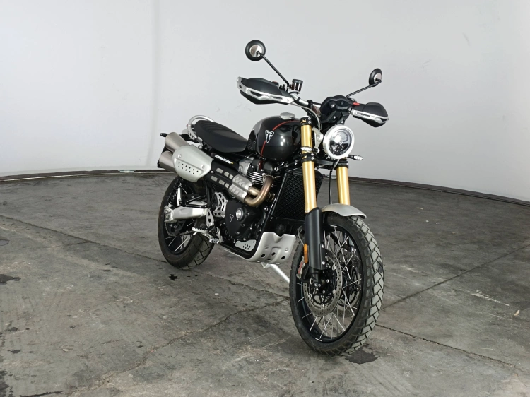 2 - Triumph Scrambler Scrambler 1200 XE Abs my24