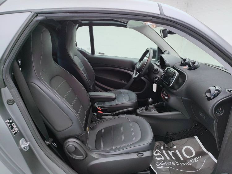 11 - smart fortwo Fortwo Cabrio eq Prime 22kW