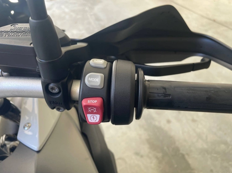 5 - BMW Motorrad GS R 1200 GS