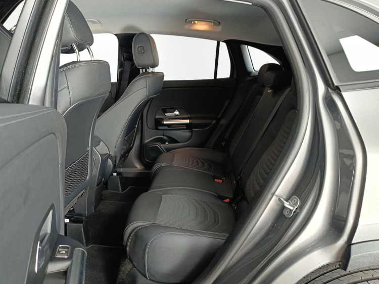 9 - Mercedes-Benz GLA 180 d Progressive Advanced Plus auto