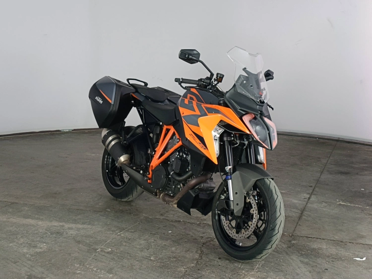 2 - Ktm Duke 1290 Super Duke GT my22