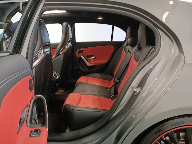 9 - Mercedes AMG Classe A A 35 AMG 4matic auto